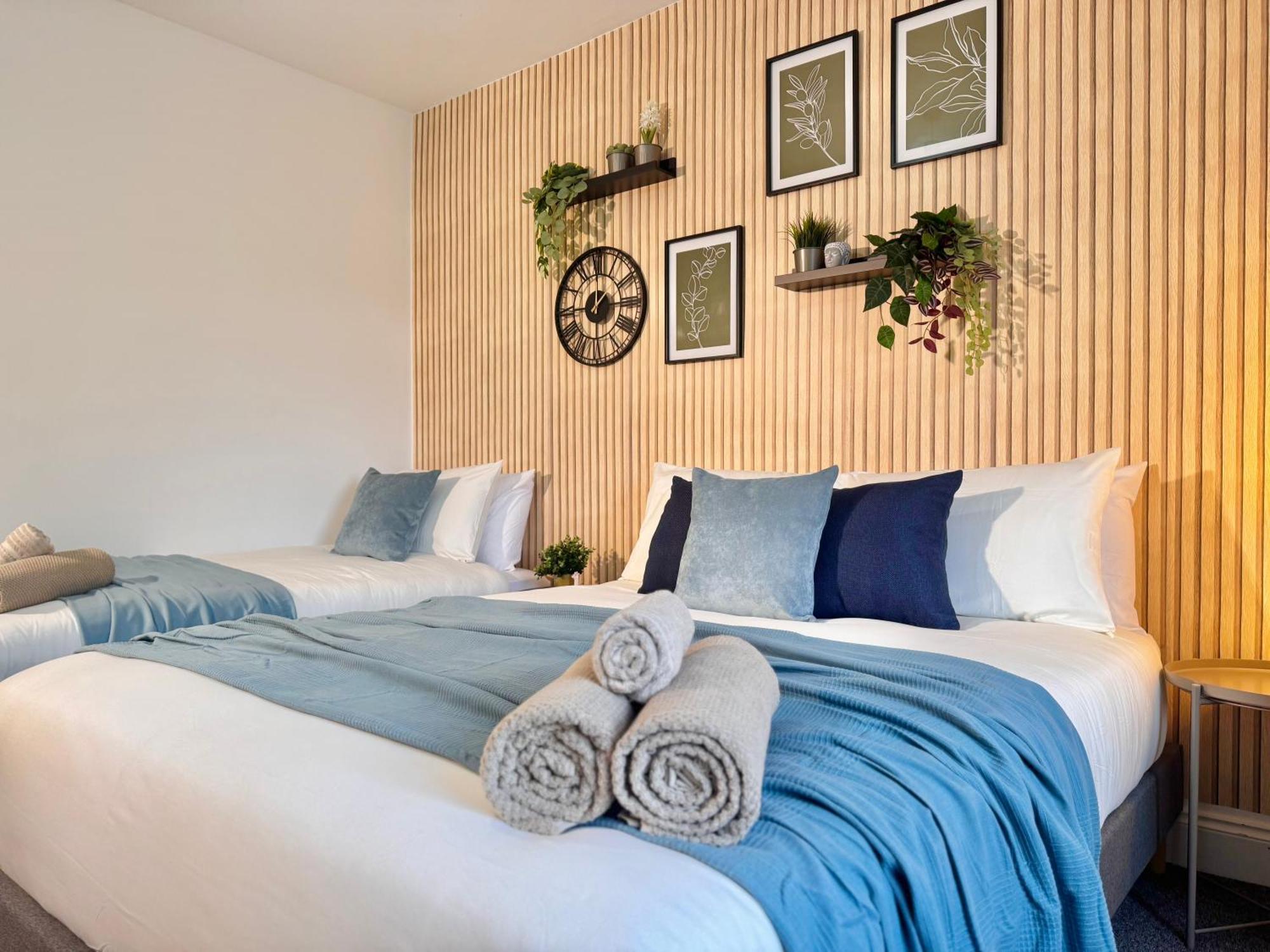 Convenient Near Wembley Stadium Londra
